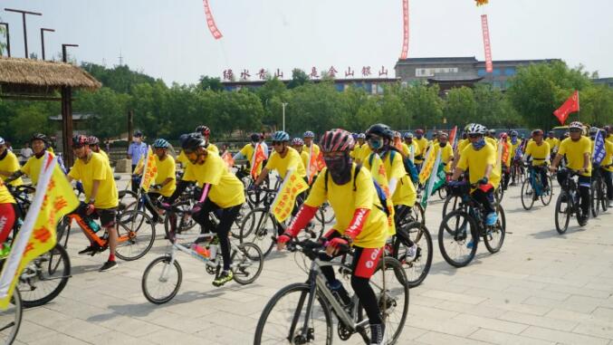 騎行宣傳車(chē)隊(duì)